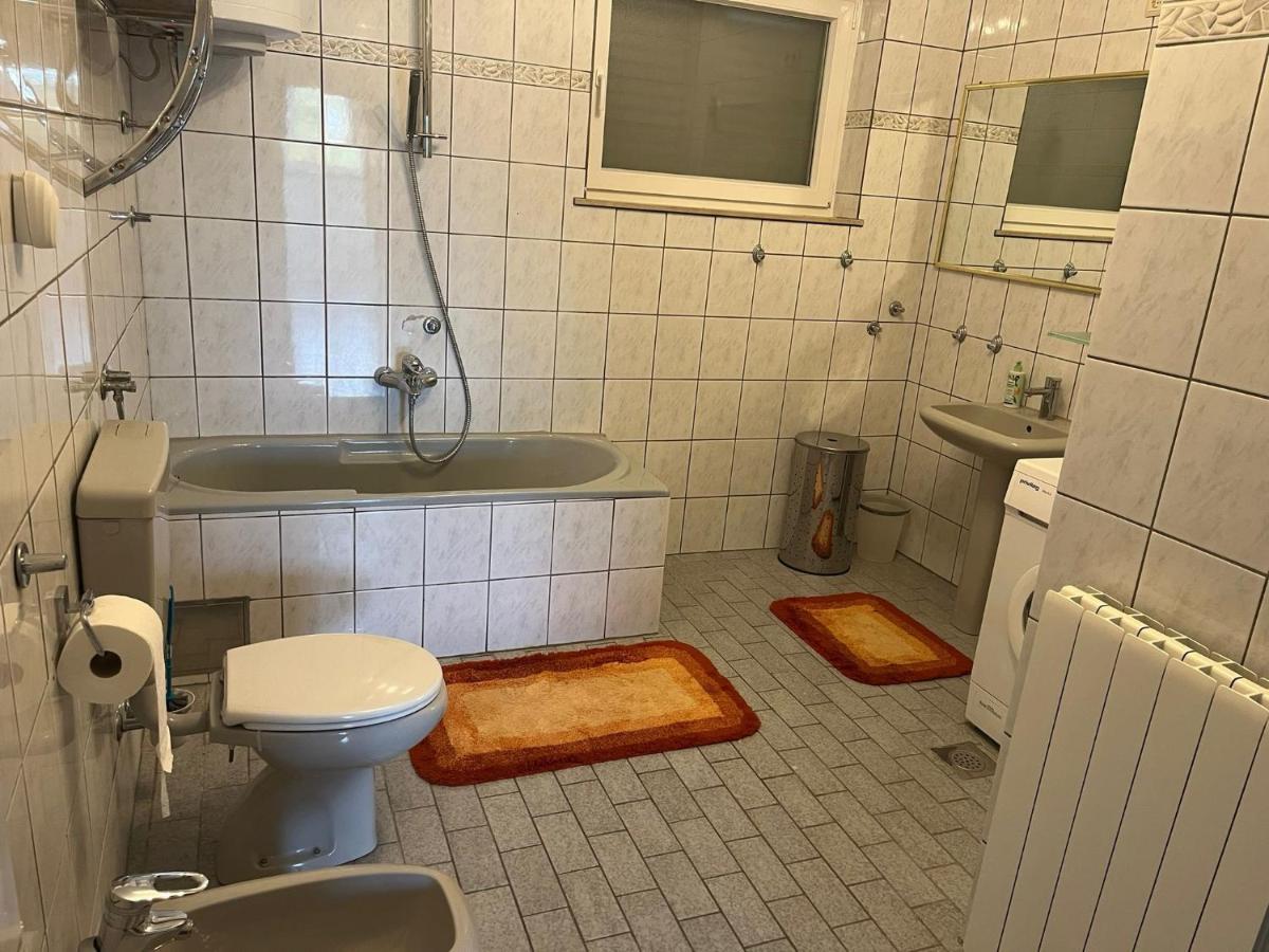 סנג' Apartments Lili מראה חיצוני תמונה