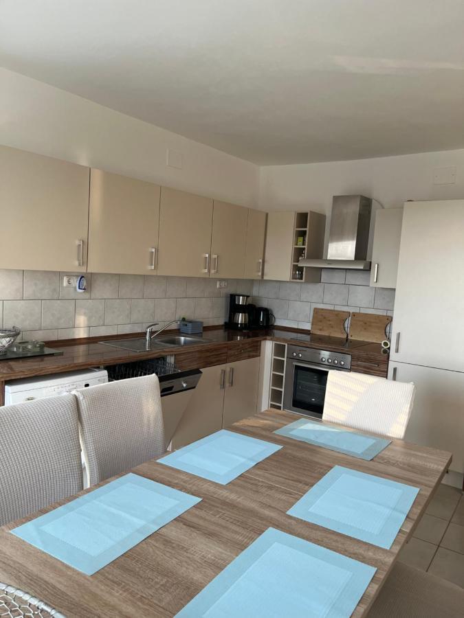 סנג' Apartments Lili מראה חיצוני תמונה