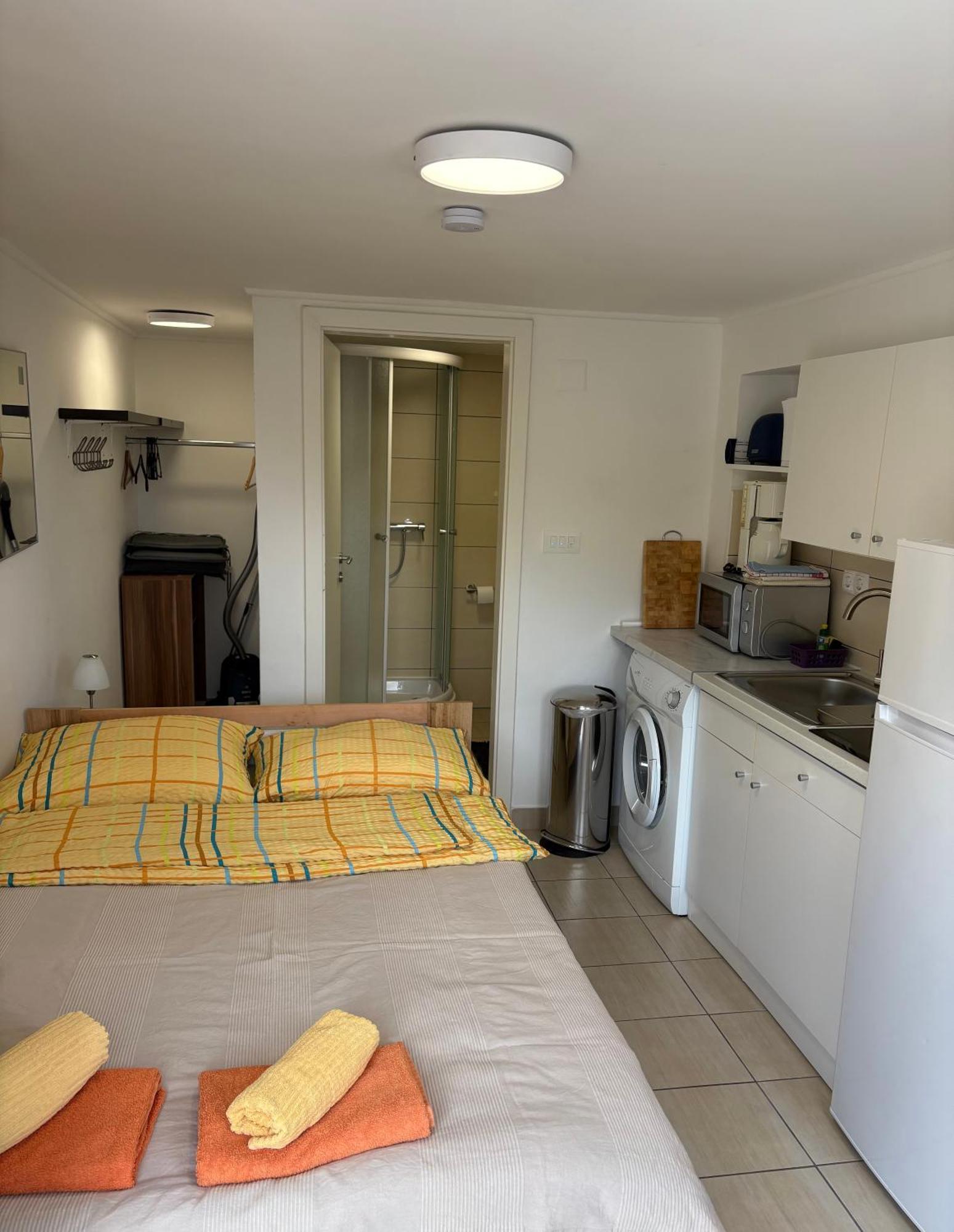 סנג' Apartments Lili מראה חיצוני תמונה